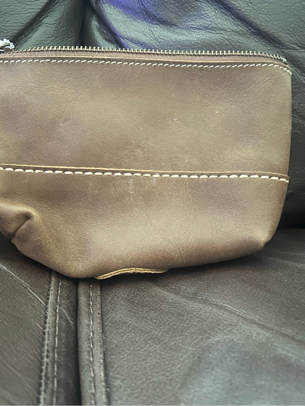 Leather Zip Pouch - Roots - Picture 3 of 4
